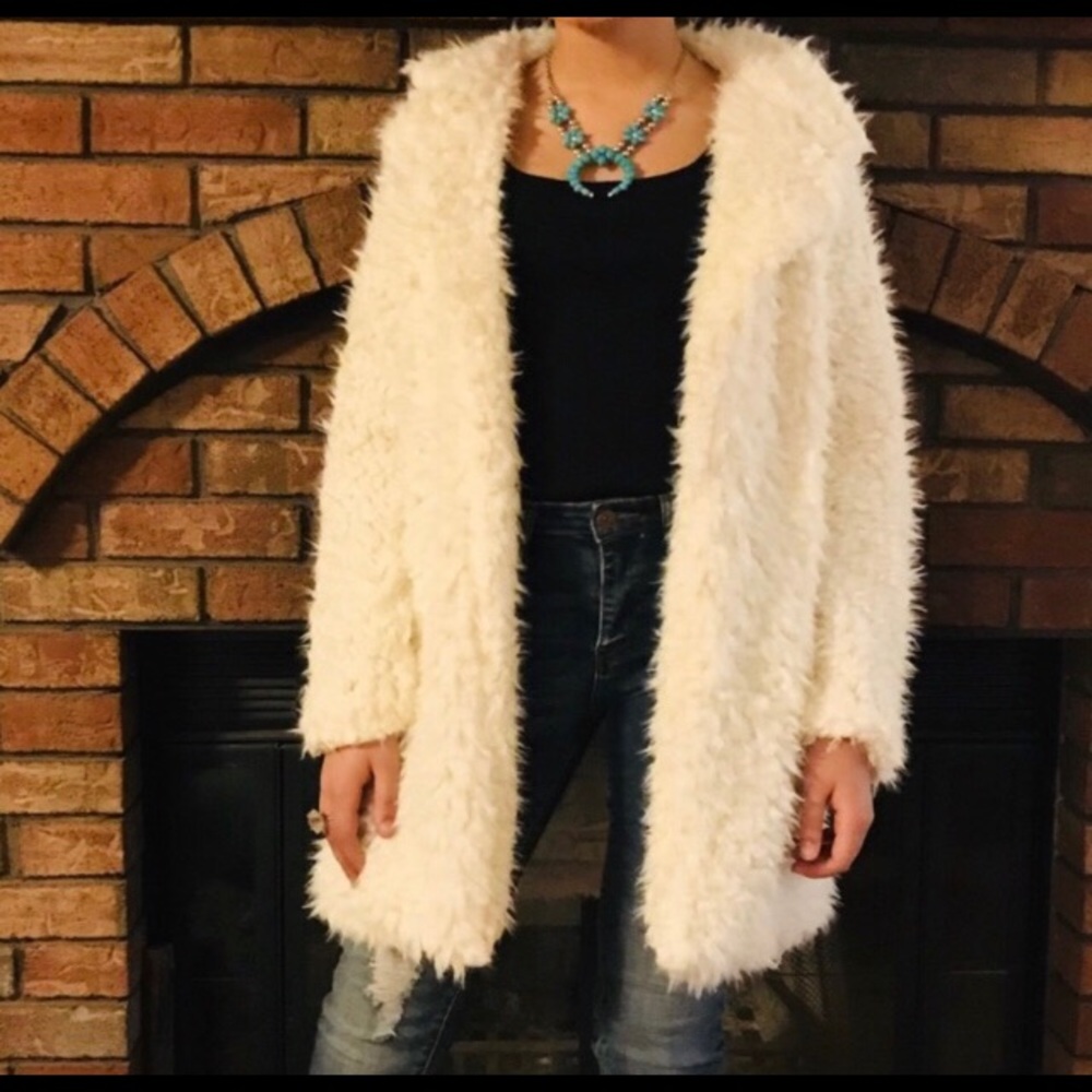 Ivory Teddy Bear Coat - Picture 5 of 12